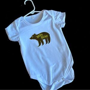 Baby onesie 9-12 months